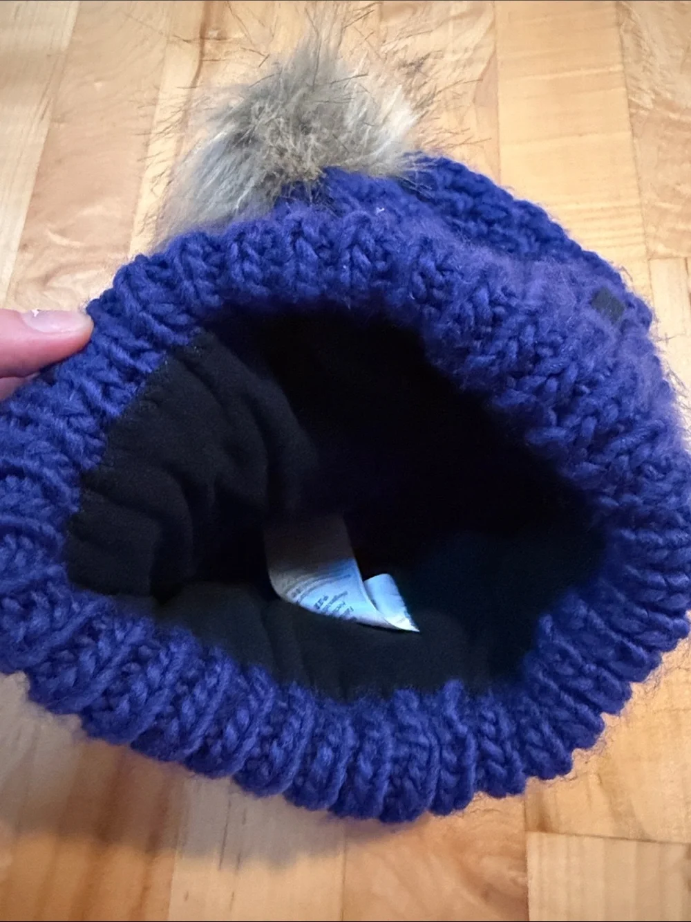Women’s Eddie Bauer beanie